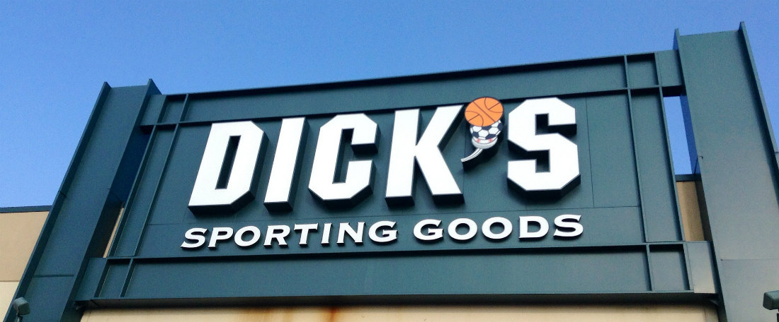 Dicks Stock Falls After Earnings Miss Expectations Medill Reports 
