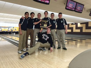Notre Dame poses with trophy