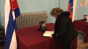 Signing tributes to Fidel