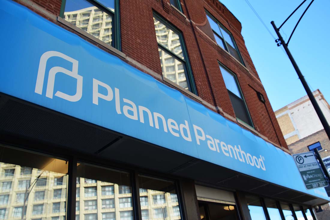 Chicago Women Voice Support for Planned Parenthood